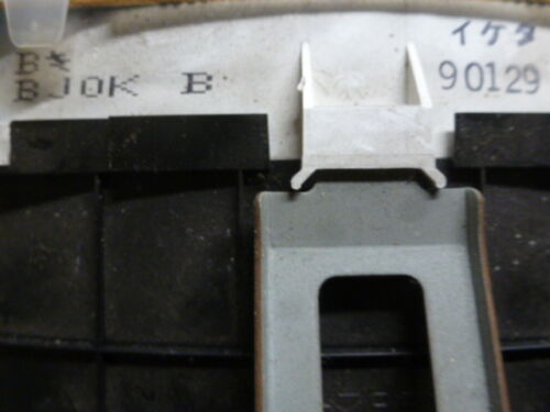 S1674 OEM WARRANTY MAZDA PROTEGE INSTRUMENT CLUSTER SPEEDOMETER 223,292