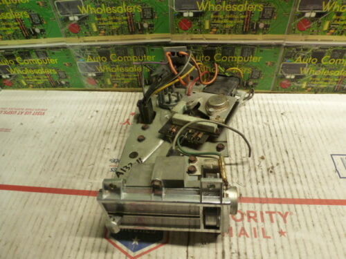 A132-11 OEM WARRANTY 1967 FLEETWOOD TEMP AC HEAT CLIMATE CONTROL UNIT