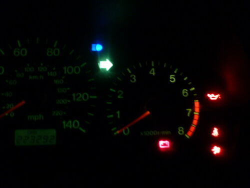 S1674 OEM WARRANTY MAZDA PROTEGE INSTRUMENT CLUSTER SPEEDOMETER 223,292