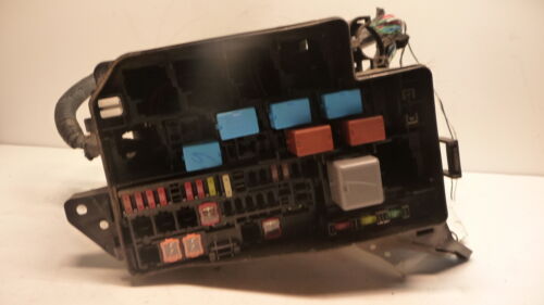 NY482-6 OEM WARRANTY 2009-2012 TOYOTA RAV4 PASSENGER FUSE BOX ENGINE