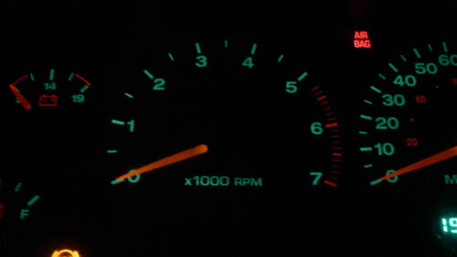 LC319 WARRANTY 1999 99 Grand Cherokee Instrument Cluster Speedometer OEM 192,008