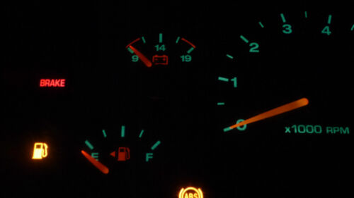 LC319 WARRANTY 1999 99 Grand Cherokee Instrument Cluster Speedometer OEM 192,008