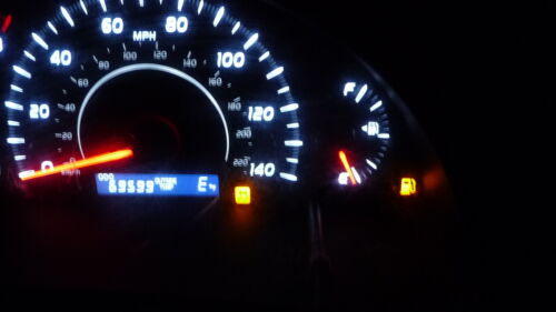 S2049 OEM WARRANTY 2010 2011 TOYOTA CAMRY INSTRUMENT CLUSTER SPEEDOMETER 69,599